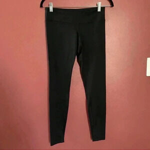 Koral Black Leggings